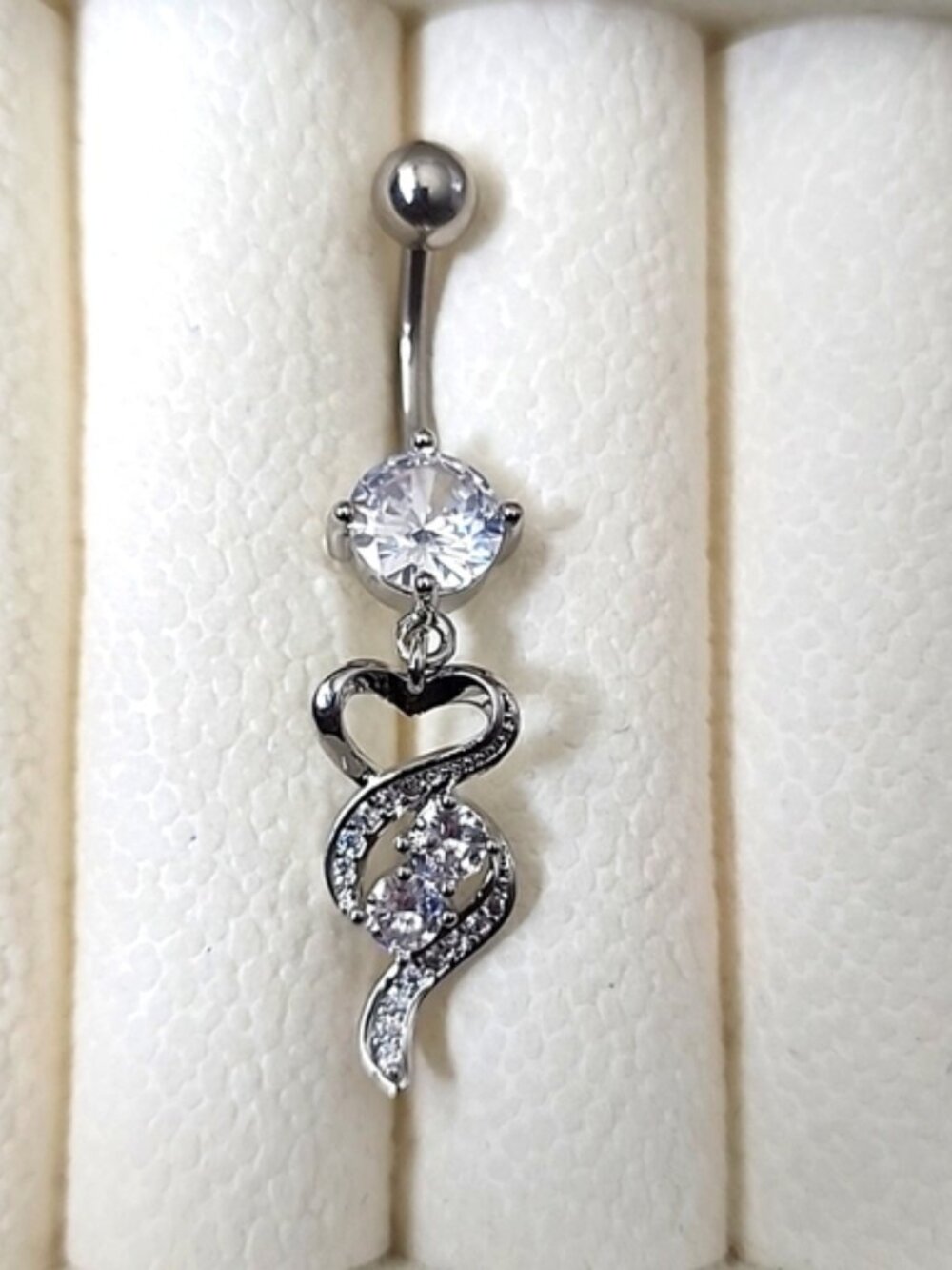 14 G SURGICAL STEEL DANGLE  Heart  BELLY BUTTON Simulated Diamond